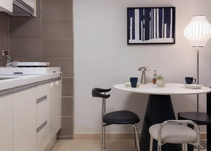 Ddp Prime Triple Metro Access, Shopping Paradise, Scenic Park View * Seúl