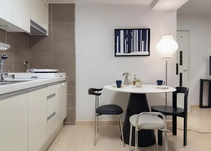 Ddp Prime Triple Metro Access, Shopping Paradise, Scenic Park View Villa Seúl