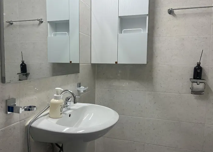 Ddp Prime Triple Metro Access, Shopping Paradise, Scenic Park View Villa *