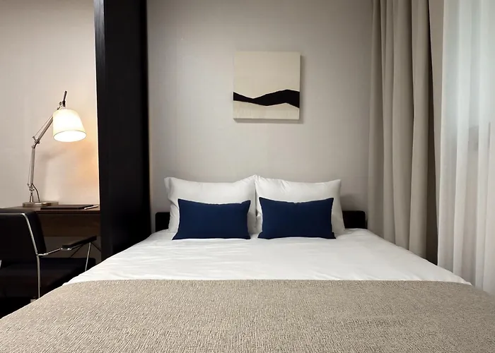 Ddp Prime Triple Metro Access, Shopping Paradise, Scenic Park View * Seúl